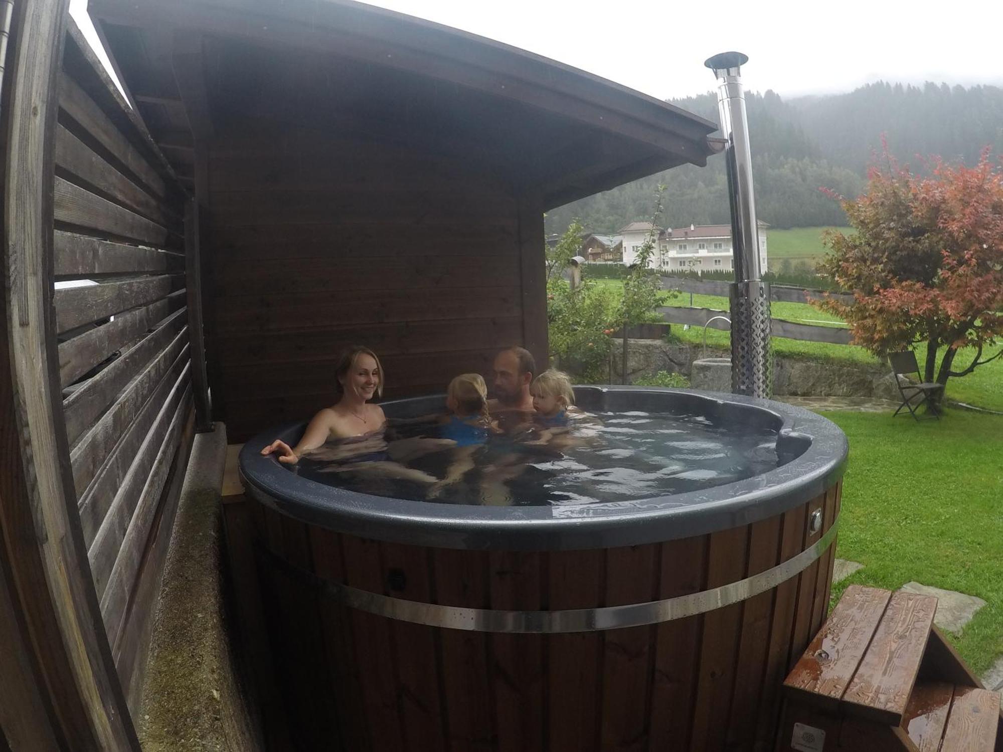 Ferienhaus Bergauf With Hot Tub Villa Neukirchen am Großvenediger Buitenkant foto