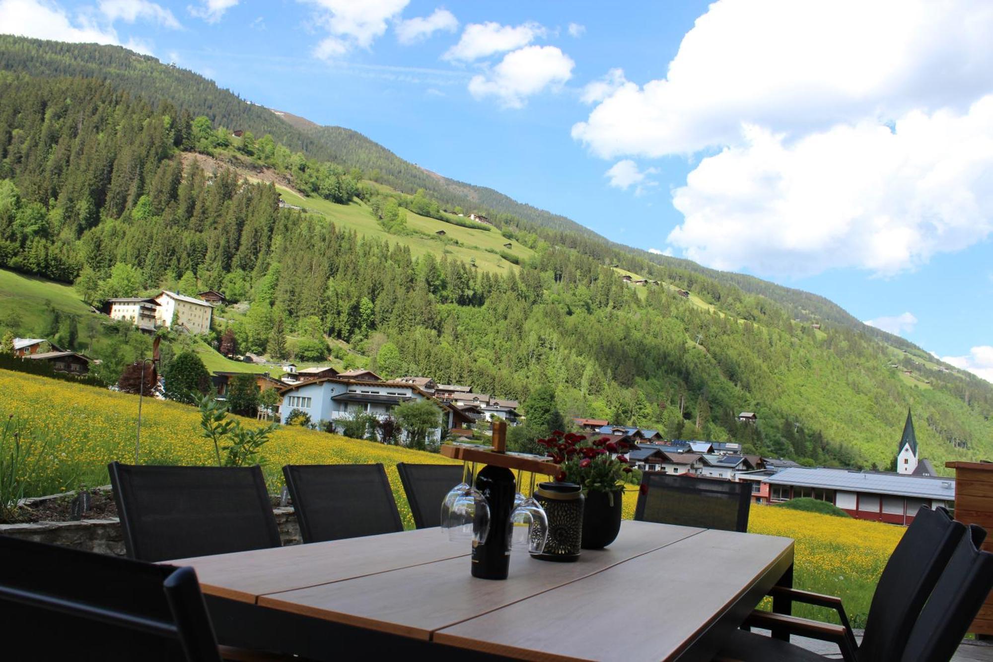 Ferienhaus Bergauf With Hot Tub Neukirchen am Großvenediger Buitenkant foto